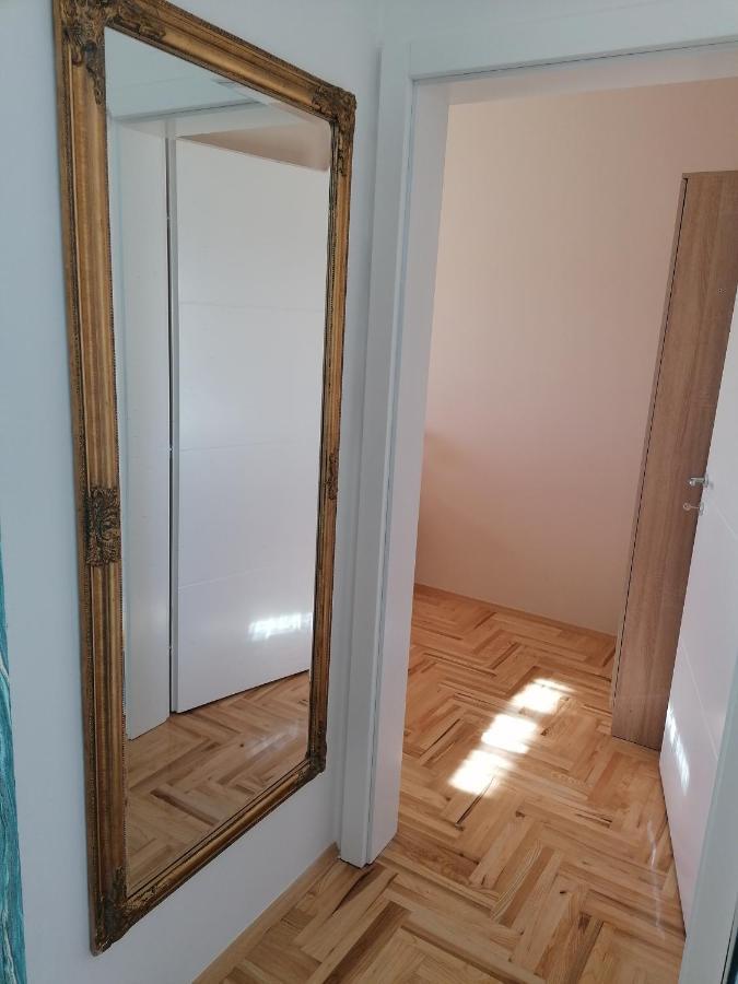 Krstic_Lux Apartman Subotica Exterior photo