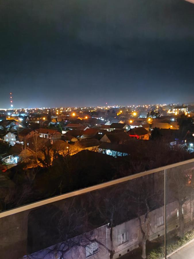 Krstic_Lux Apartman Subotica Exterior photo
