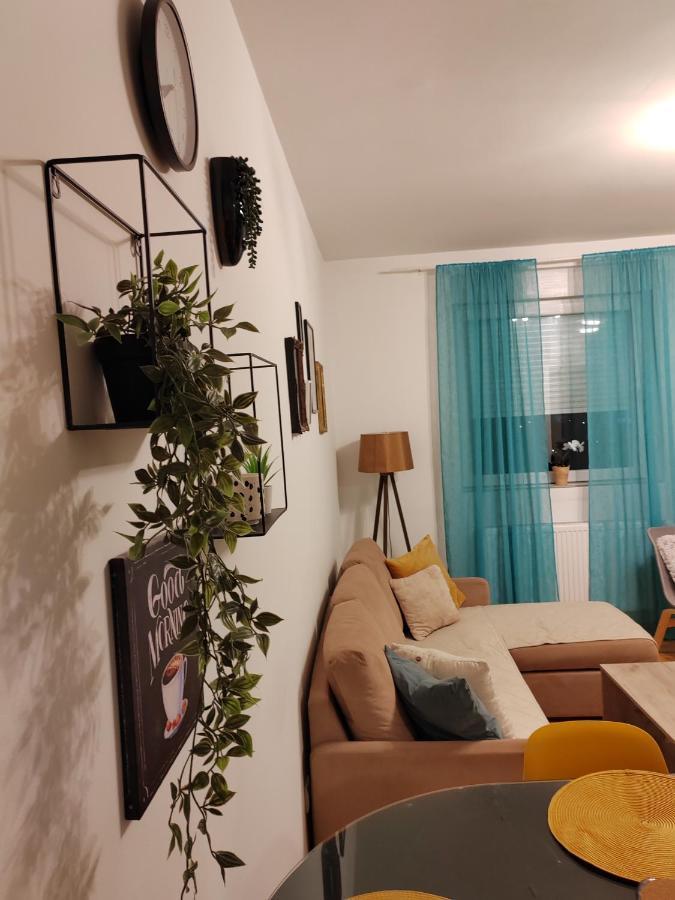 Krstic_Lux Apartman Subotica Exterior photo